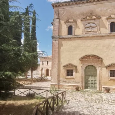 Barisciano Chiesa Valleverde